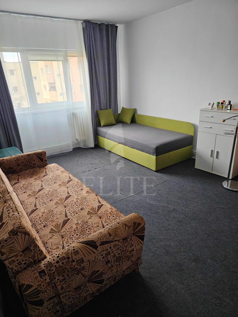 Apartament 4 camere în zona HOTEL TULIP-993622