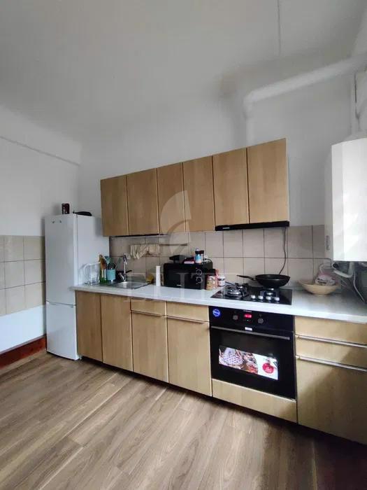 Apartament o camera în zona SEMICENTRALA-995216